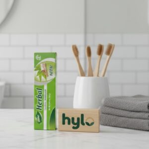 Dabur Herbal Neem Toothpaste, 154g