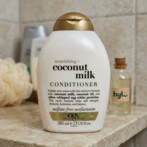 OGX Nourishing + Coconut Milk Conditioner, 385ml