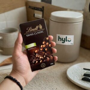 Lindt Swiss Classic Dark Chocolate with Roasted Hazelnuts, 100g