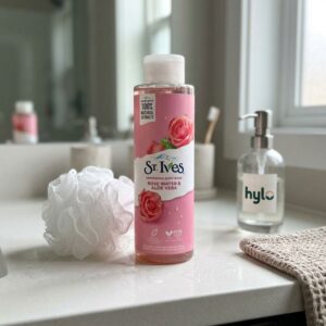 St. Ives Refreshing Body Wash Rose Water & Aloe Vera, 450mL