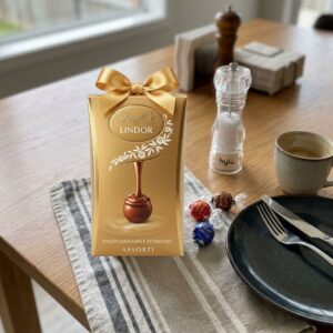 Lindt Lindor Assorted Chocolates, 75g