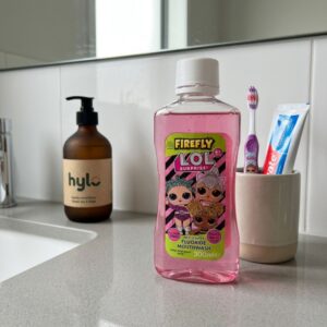 Firefly LOL Surprise! Anti-Cavity Fluoride Mouthwash Fruity Berry Flavour, 300ml