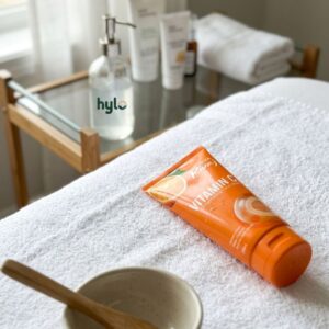 Rivaj Vitamin C Brightening Face Wash, 200ml