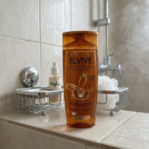L'Oreal Paris Elvive Extraordinary Oil Jojoba Intense Nourishing Shampoo, 400ml Bottle