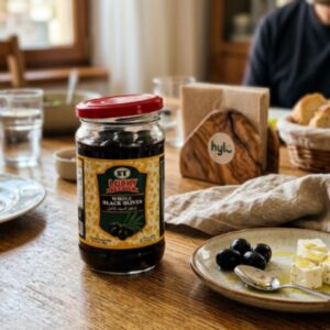 Lucky Family Whole Black Olives, 340g
