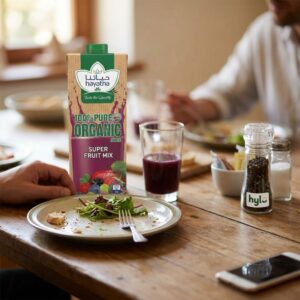 Hayatna Organic Super Fruit Mix Juice, 1L Carton
