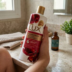 Lux Romantic Hibiscus Fine Fragrance Body Wash, 500ml