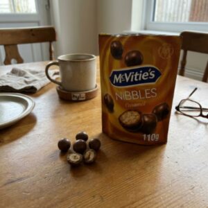 McVitie's Nibbles Caramel, 110g