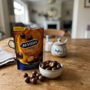 McVitie's Nibbles Caramel, 110g