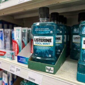 Listerine Cool Mint Antiseptic Mouthwash, 500ml