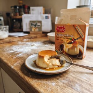Fresho Cream Caramel Vanilla Flavour Dessert Mix with Caramel Topping, 70g