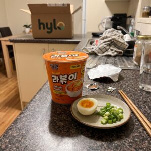 Daebak Rabokki Sweet and Spicy Dry Noodles, 73g